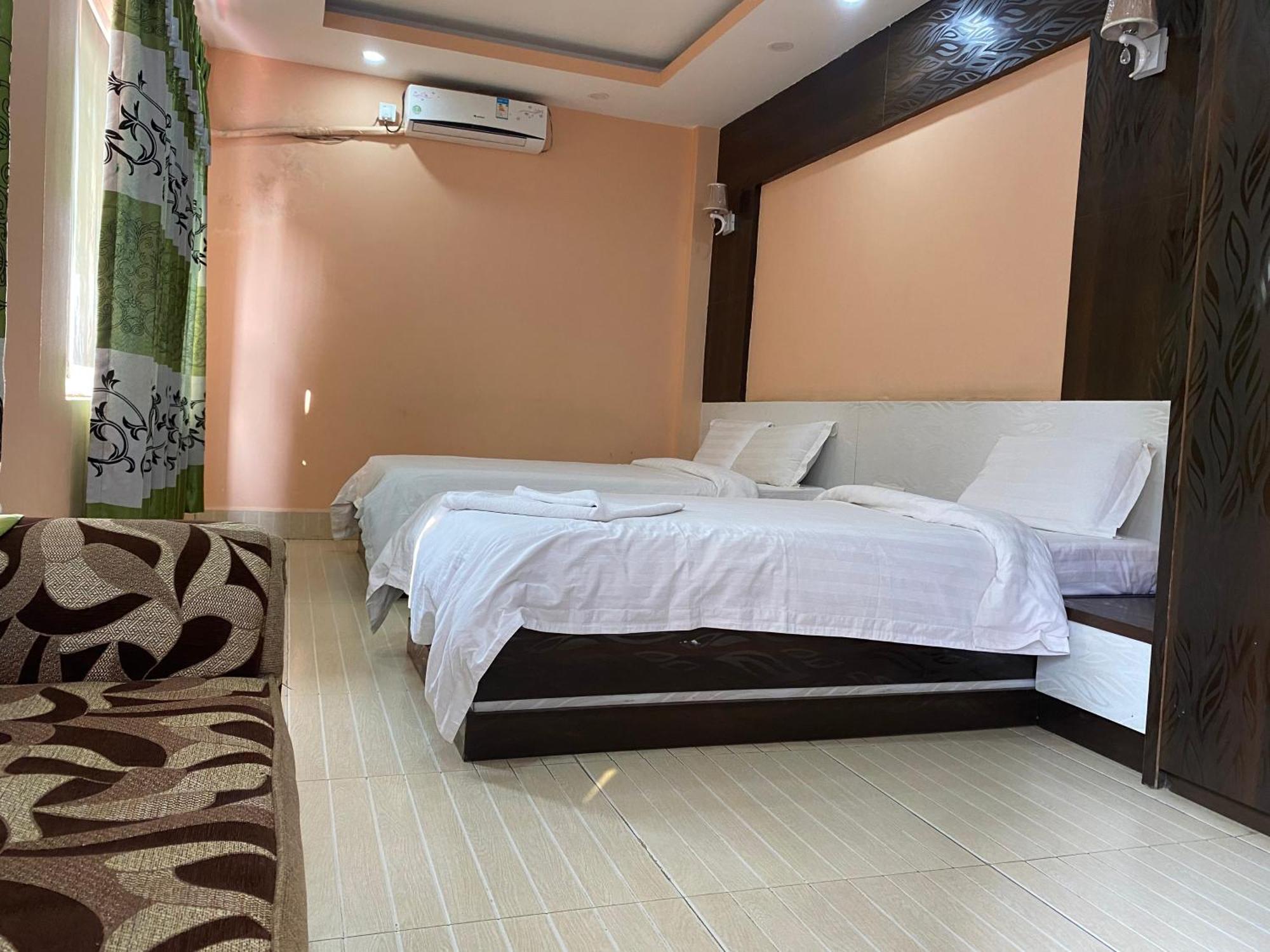 Hotel Gorkha Palace Pvt. Ltd 외부 사진
